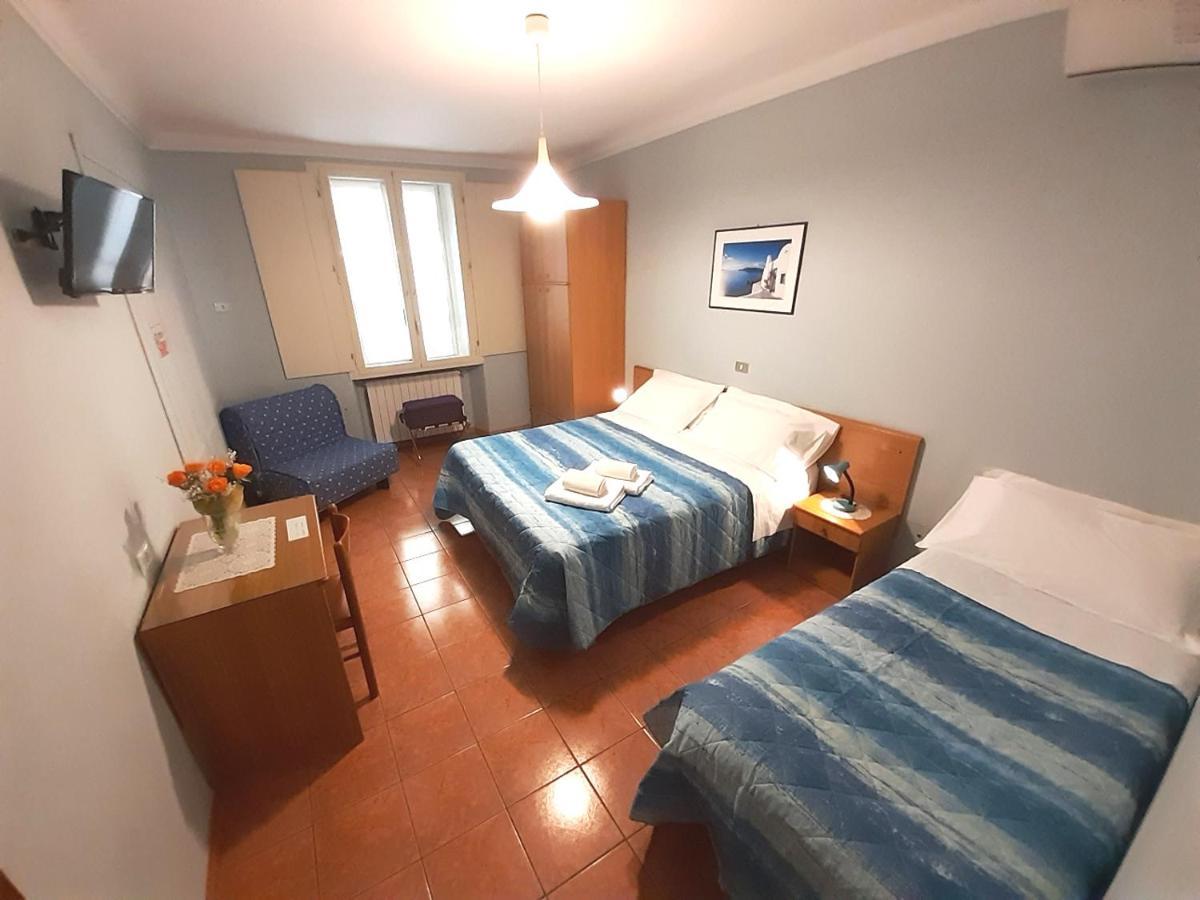 Torino Central-- Rooms And Apartments - Alba Exterior foto