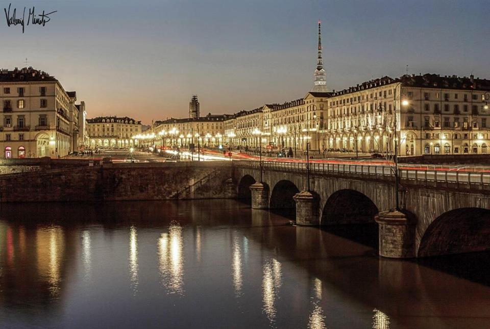 Torino Central-- Rooms And Apartments - Alba Exterior foto