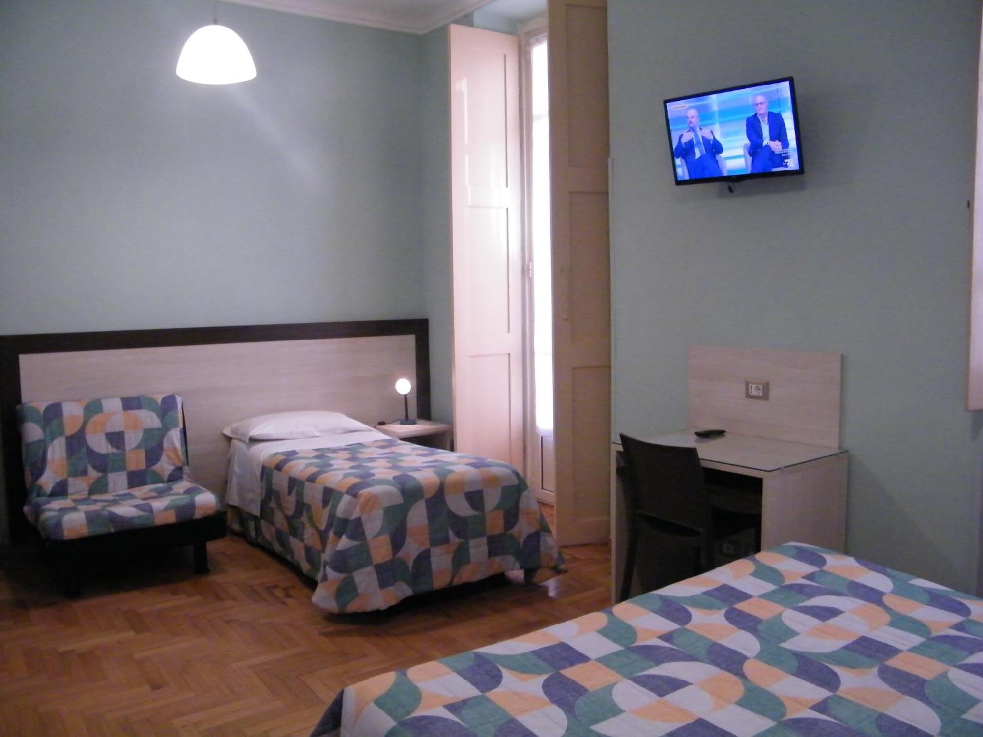 Torino Central-- Rooms And Apartments - Alba Exterior foto